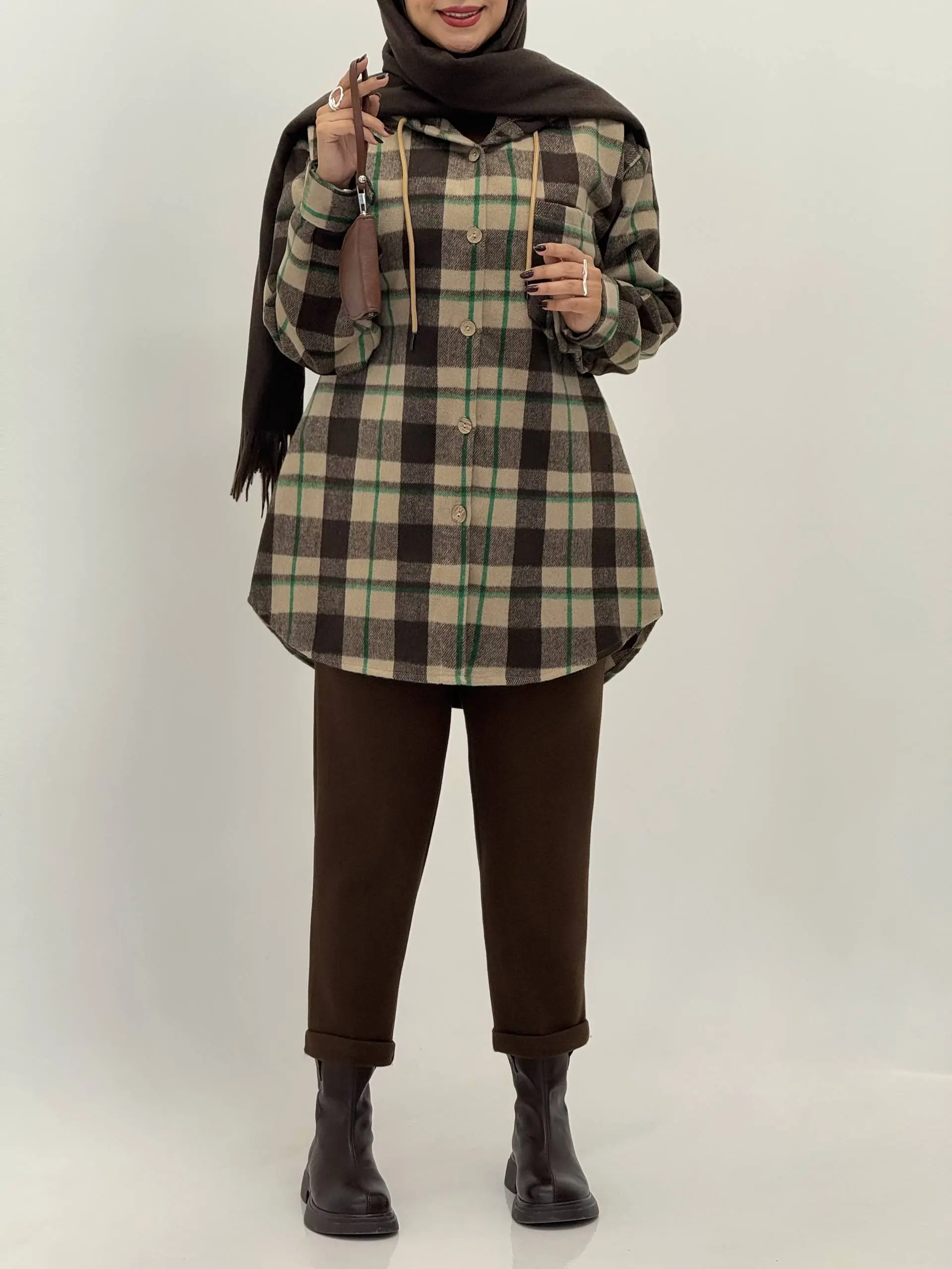 3675-شکت کلاهدار نسکافه (ایراد دار)